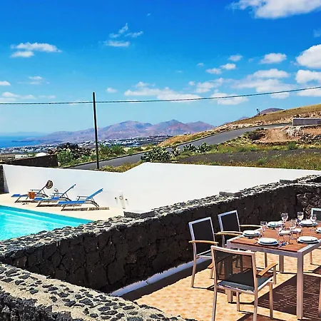 Сasa de vacaciones Pelzer By Interhome *