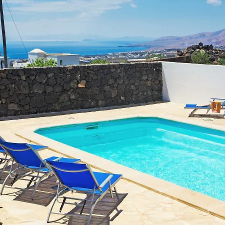 Pelzer By Interhome Conil